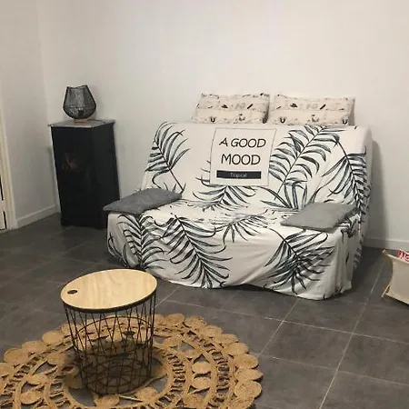 Apartment Location Bas De Saint-Raphael (Var)