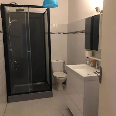 Location Bas De Appartement Saint-Raphaël